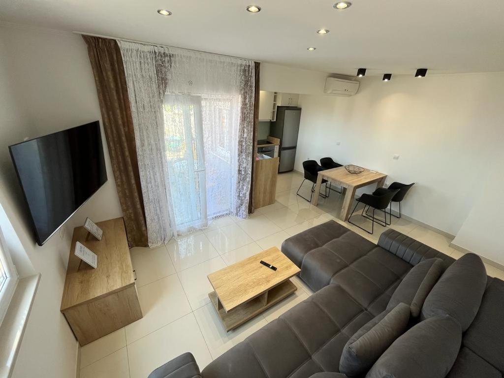 Apartments Pivac 马卡尔斯卡 外观 照片
